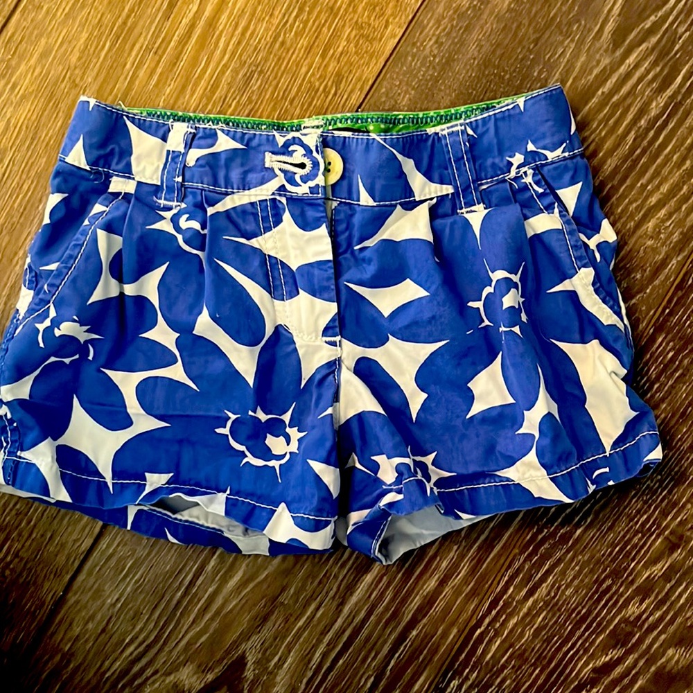 Mini Biden size 4 shorts